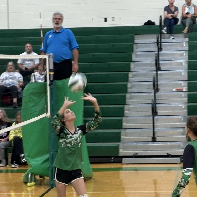 Rockets set the ball