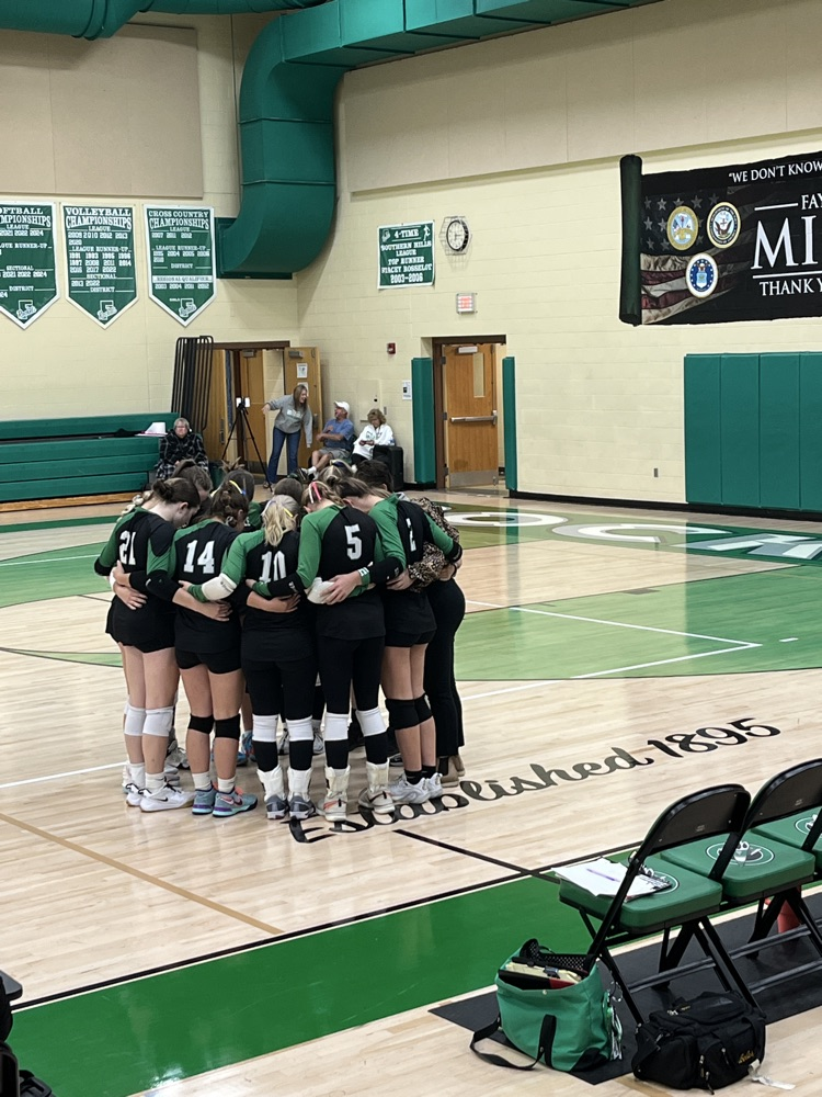 Varsity Lady Rockets volleyball versus Manchester