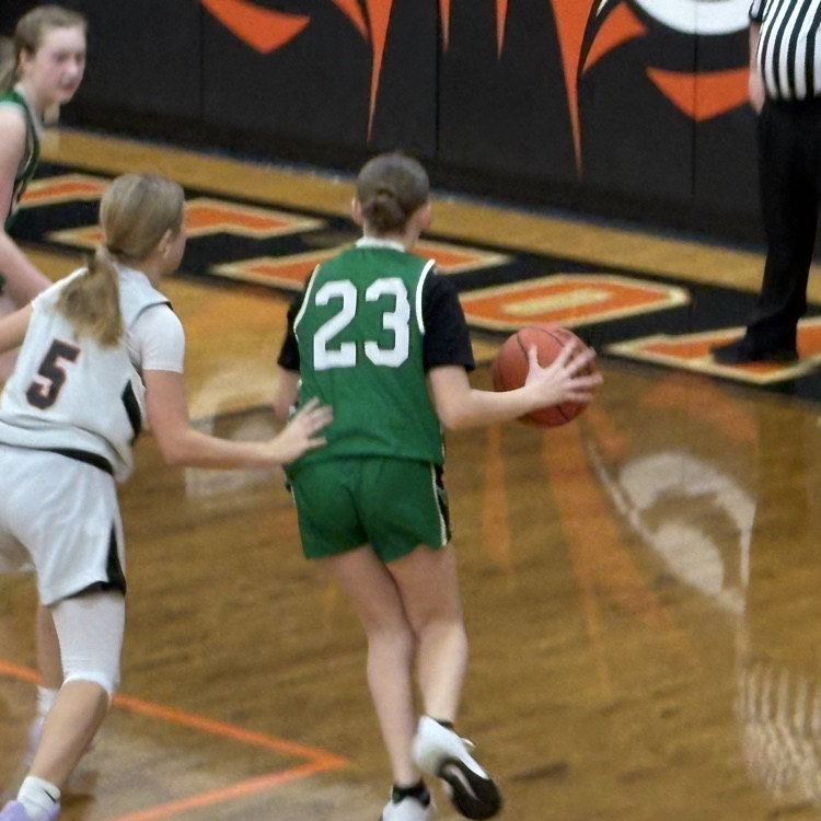 Rockets drive the lane