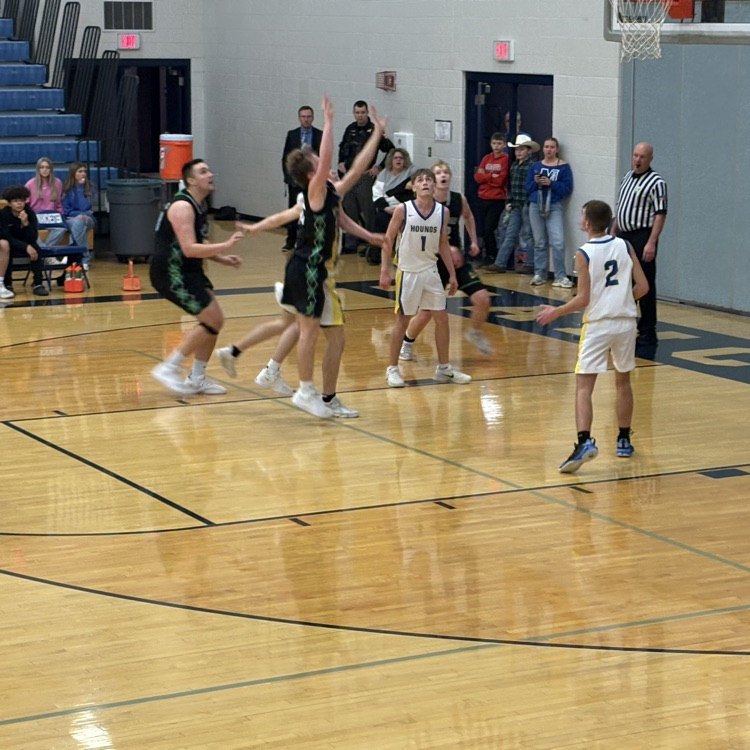 Rockets drive the lane