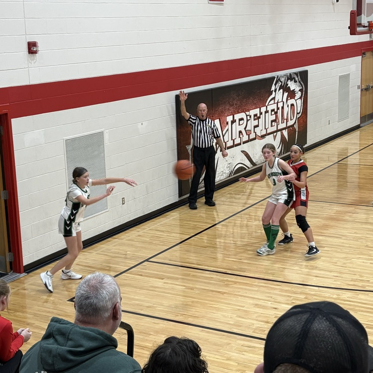 Rockets inbound the ball