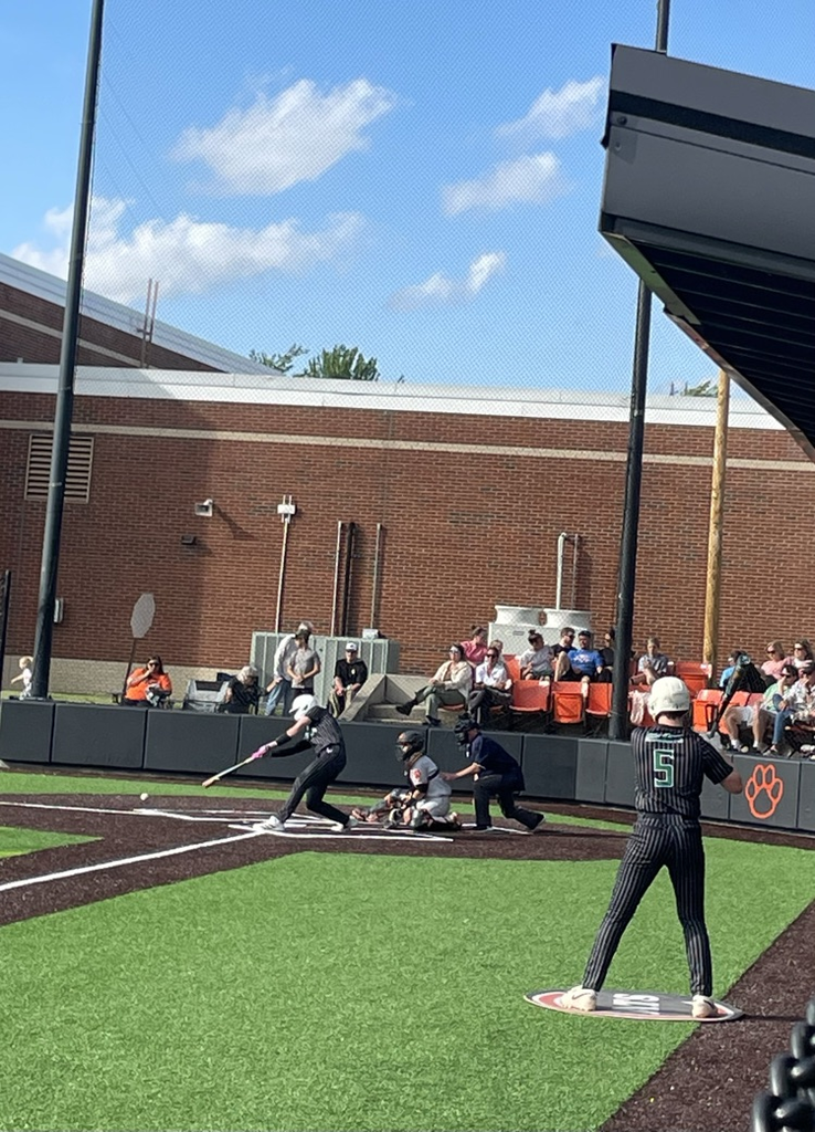 Rockets fall 2 to one