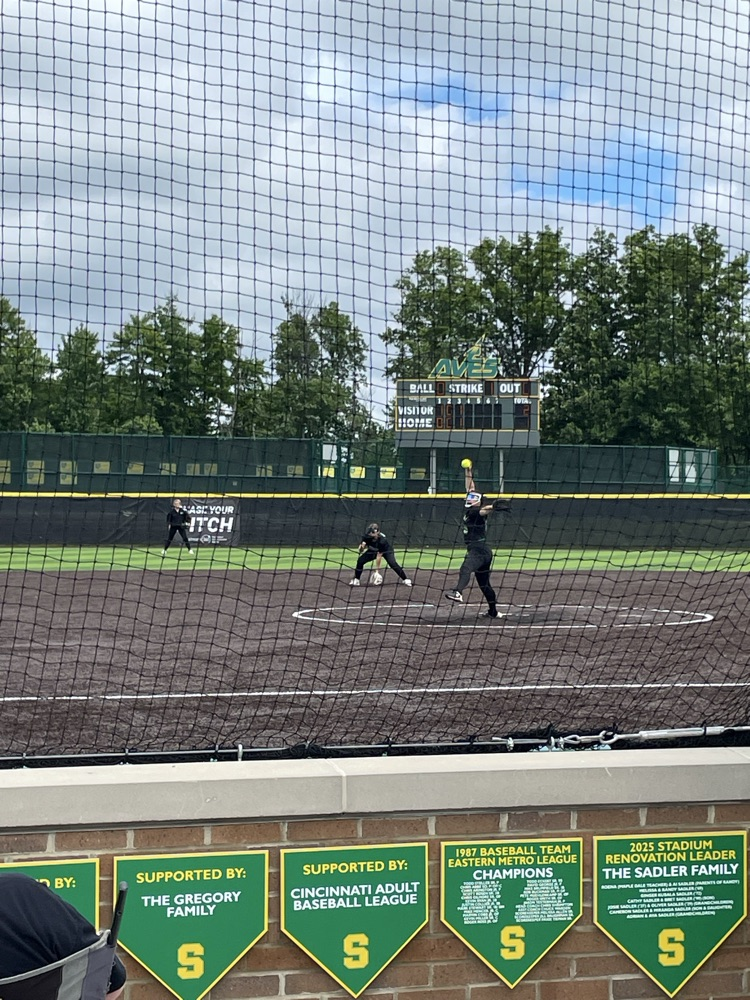 🚀 🥎