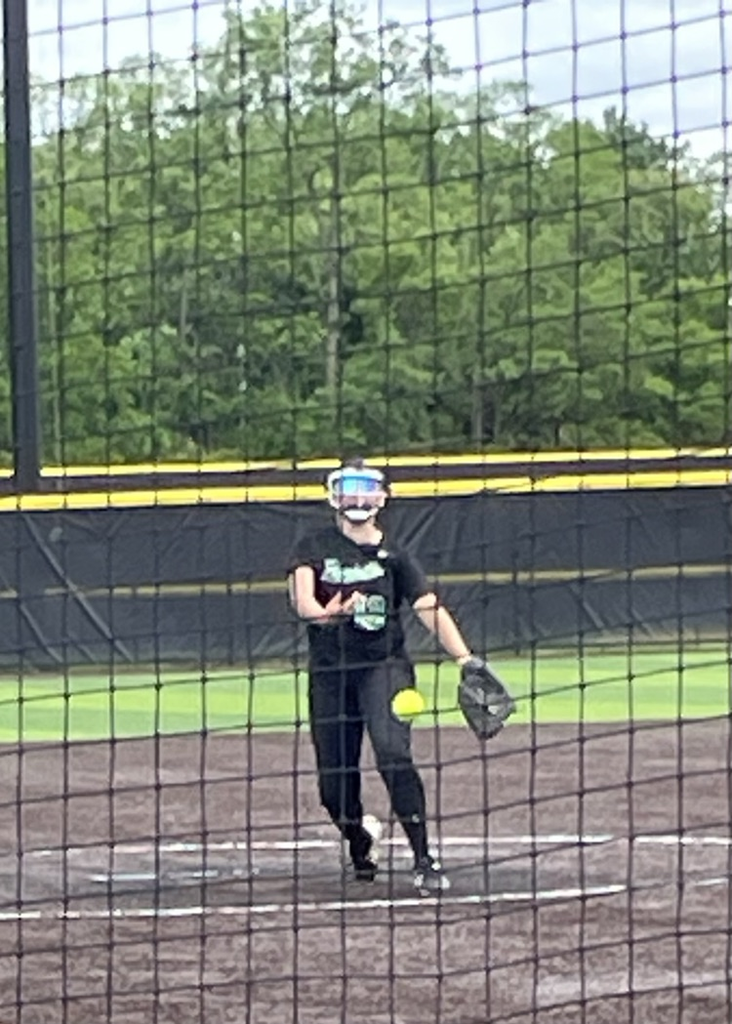 Winning pitcher Lydia Jordan