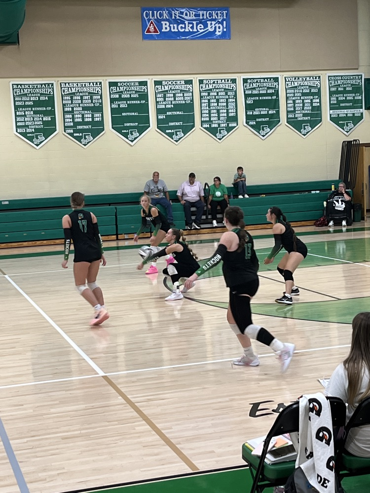 varsity lady rockets vs Fairfield 