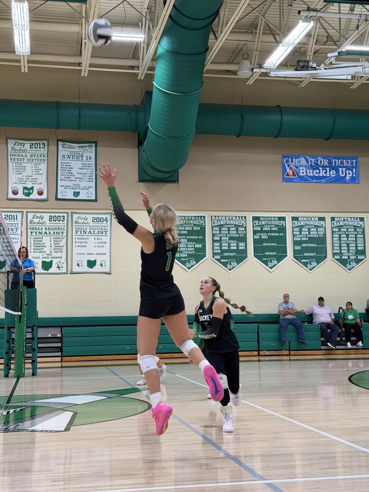varsity lady rockets vs Fairfield 