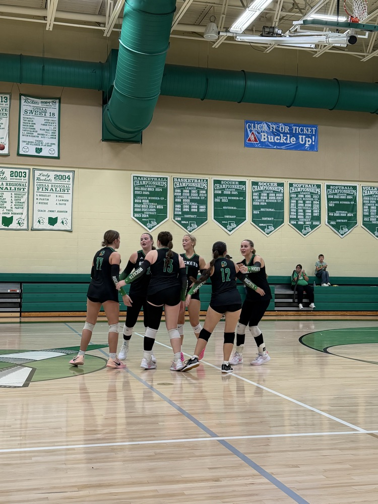 varsity lady rockets vs Fairfield 