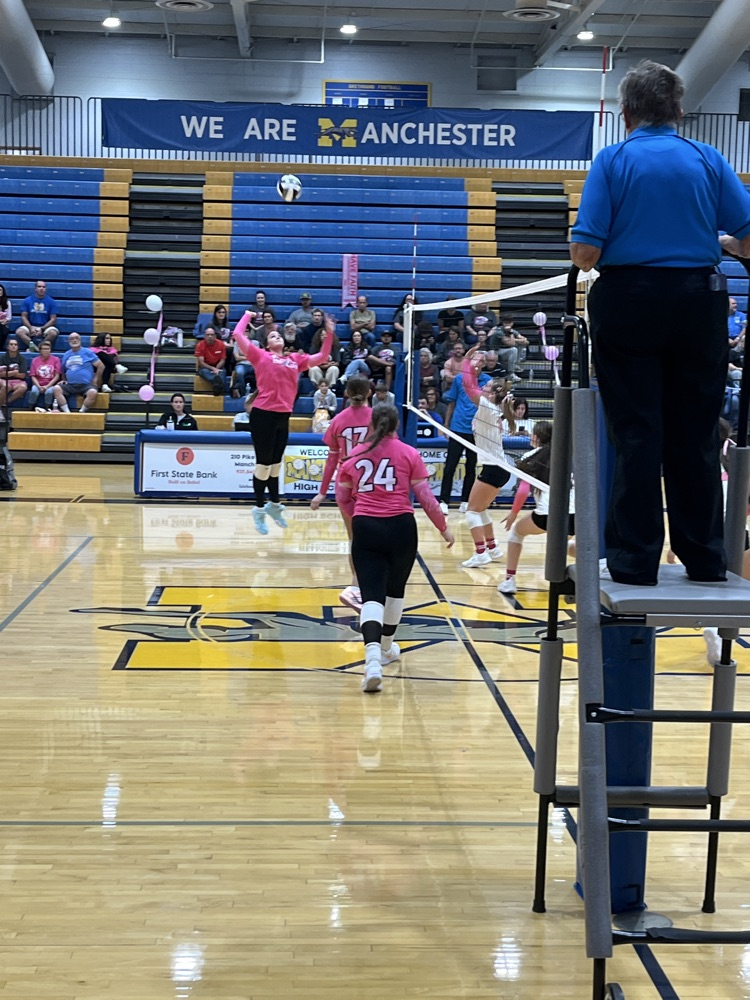varsity volleyball at Manchester 