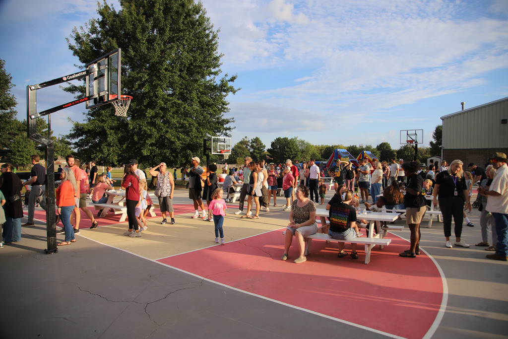 Holcomb Elementary 30 year Birthday Party!