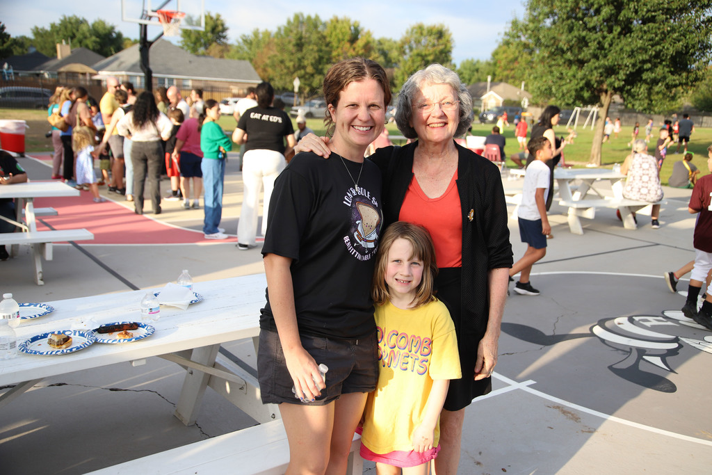 Holcomb Elementary 30 year Birthday Party!