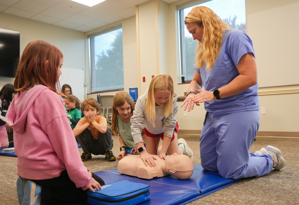 Students in Vandergriff’s Gifted and Talented program took a field trip to Washington Regional to explore neurology, the brain, and the nervous system.