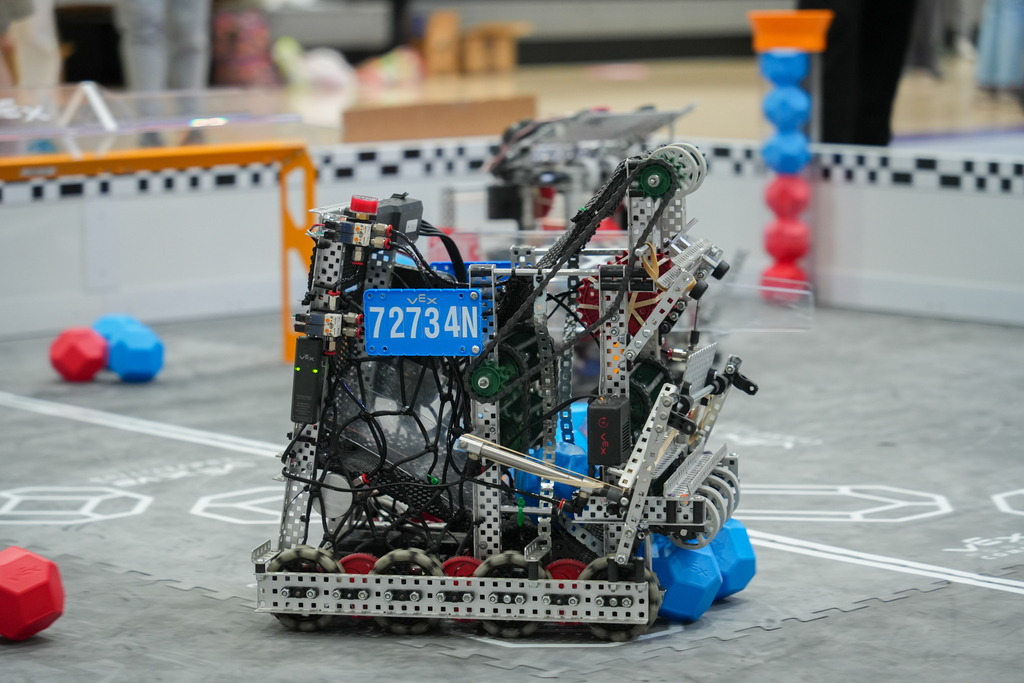 Fayetteville High School robotics team, DogByte, recently hosted one of the first robotics competitions of the season in Arkansas!