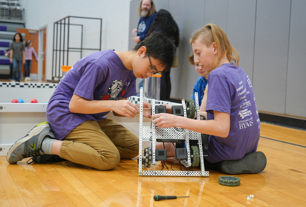Fayetteville High School robotics team, DogByte, recently hosted one of the first robotics competitions of the season in Arkansas!