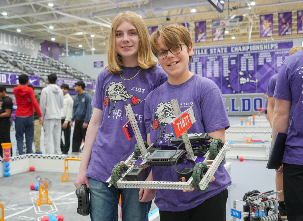 Fayetteville High School robotics team, DogByte, recently hosted one of the first robotics competitions of the season in Arkansas!