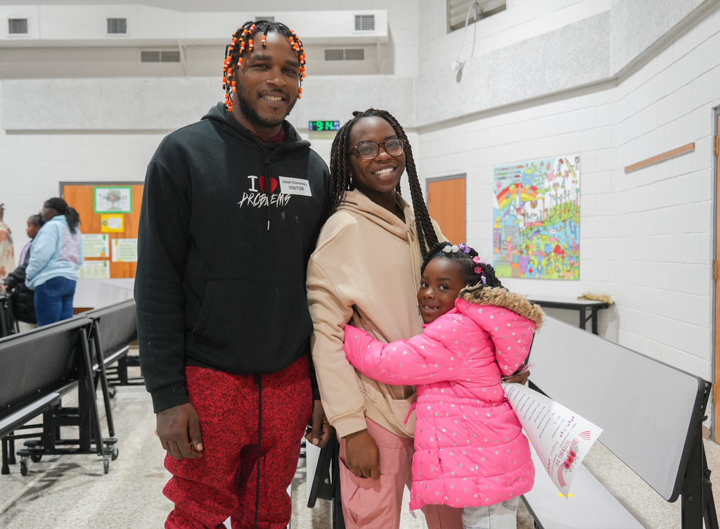 Asbell Elementary honored Veterans Day with a special assembly this week! Third grade teacher Chenel Dale shared her journey of service in the National Guard, encouraging students to stay strong through challenges. The Asbell staff choir also performed a special song recognizing each branch of the armed forces.  We’re so grateful to all who have served and to our schools for teaching students the importance of honoring our veterans.❤️💙💜 @fpsteachloveinspire