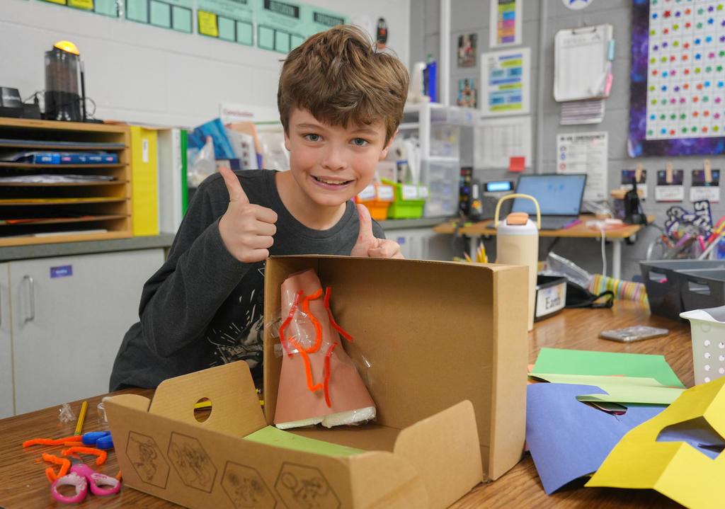 Root Elementary Dinoramas