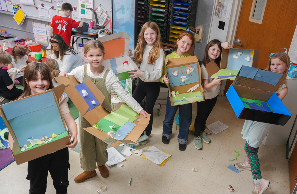 Root Elementary Dinoramas