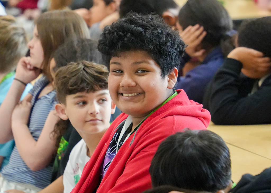 Northwest Arkansas’ RockEd visited John L Colbert Middle School to celebrate Women’s History Month in music! Students had a blast singing, clapping, and playing along while learning about influential women who have shaped the music industry. It was a fun and interactive way to celebrate the impact of women in music!