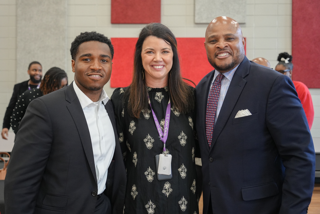 Ramay Junior High School hosted a powerful AVID College and Career Assembly, led by FPS AVID Director Lauren Parker, with a focus on historically Black colleges and universities (HBCUs)!  Students heard from a panel of professionals, asked thoughtful questions, and learned more about the many paths available to them after high school.  Thank you to everyone who helped make this event a success. Today was filled with inspiration, exploration, and opportunities for our students to envision their futures! #fpsteachloveinspire