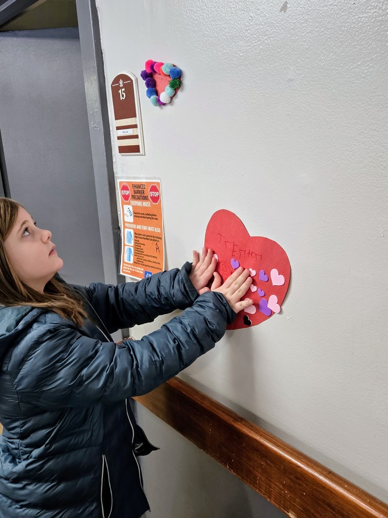 Coolville Elementary Second Grade Spreading Kindness at Arcadia Nursing Home