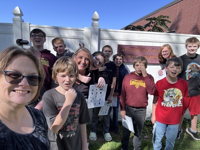 Students on a scavenger hunt.