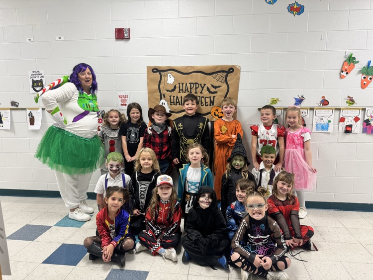 Buzz Lightyear and some cute students!