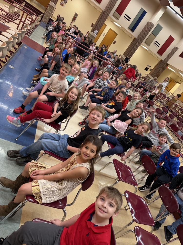 Waiting for the performance