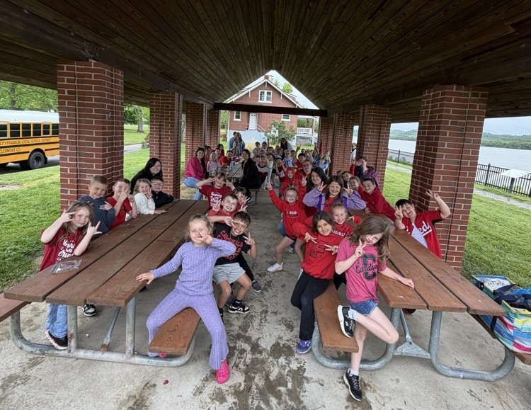 Our shelter for lunch! 