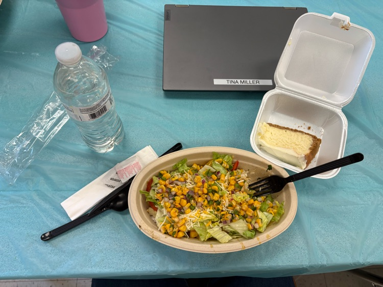 Thanks for the delicious Chipotle lunch PTO! 😍🎶