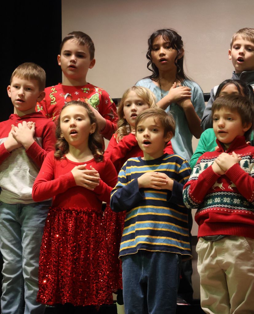 2nd grade elementary students sing at their concert