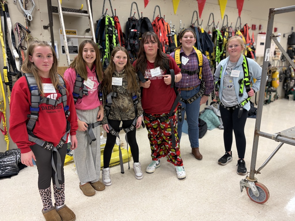 fifth and 7th grade girls at the women in STEM day at UWP 