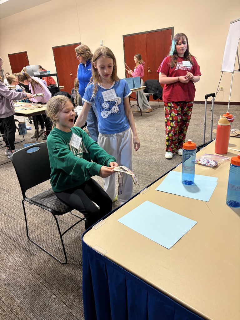 fifth grade girls participate  at the women in STEM day at UWP 