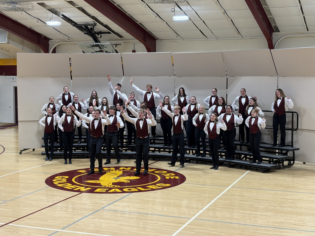 high school show choir performs