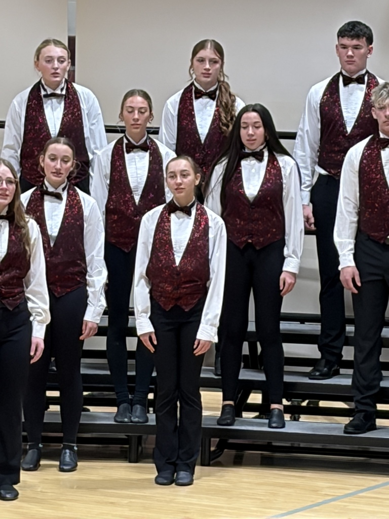 high school show choir performs