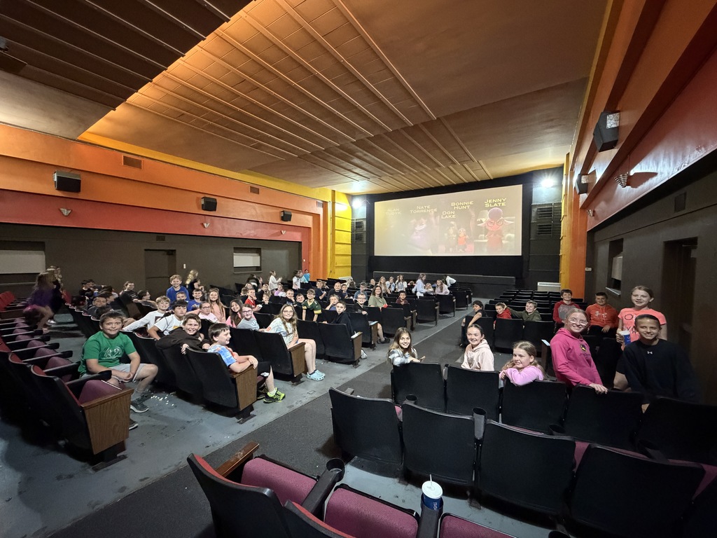 students watch zootopia as 3rd quarter reward on the big screen