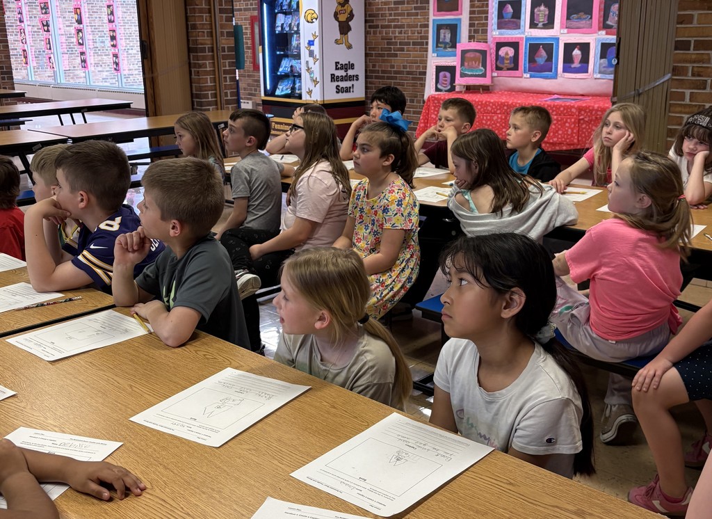 students listen to bank presentation