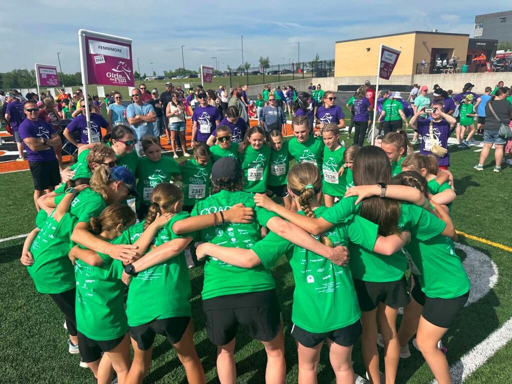 The fennimore group rallies before the race