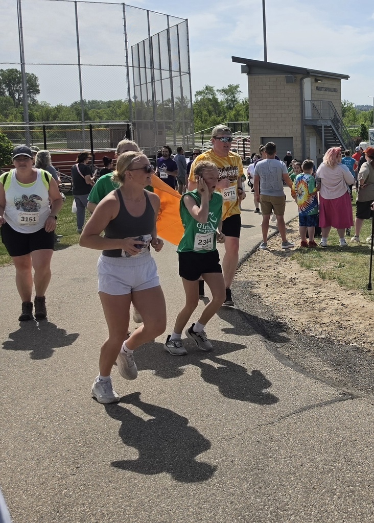 a couple runners from Fennimore