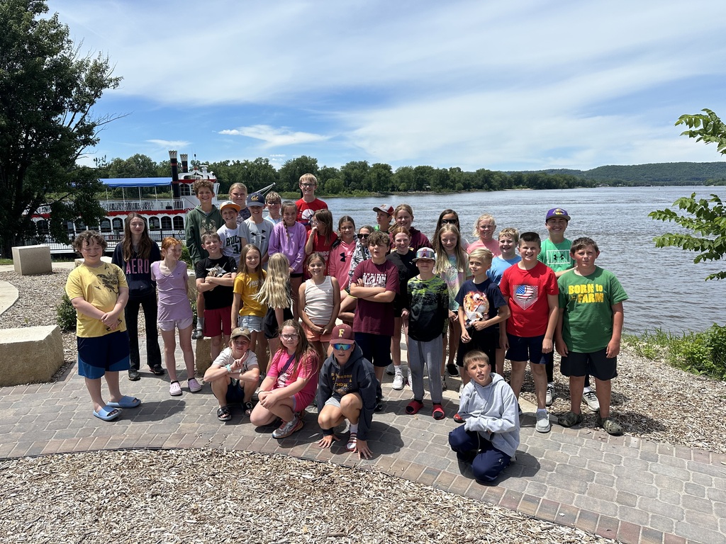 La crosse queen field trip