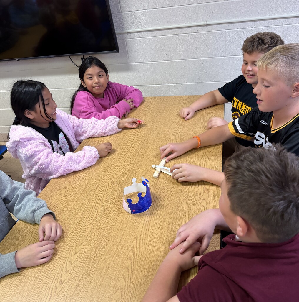 students make catapults