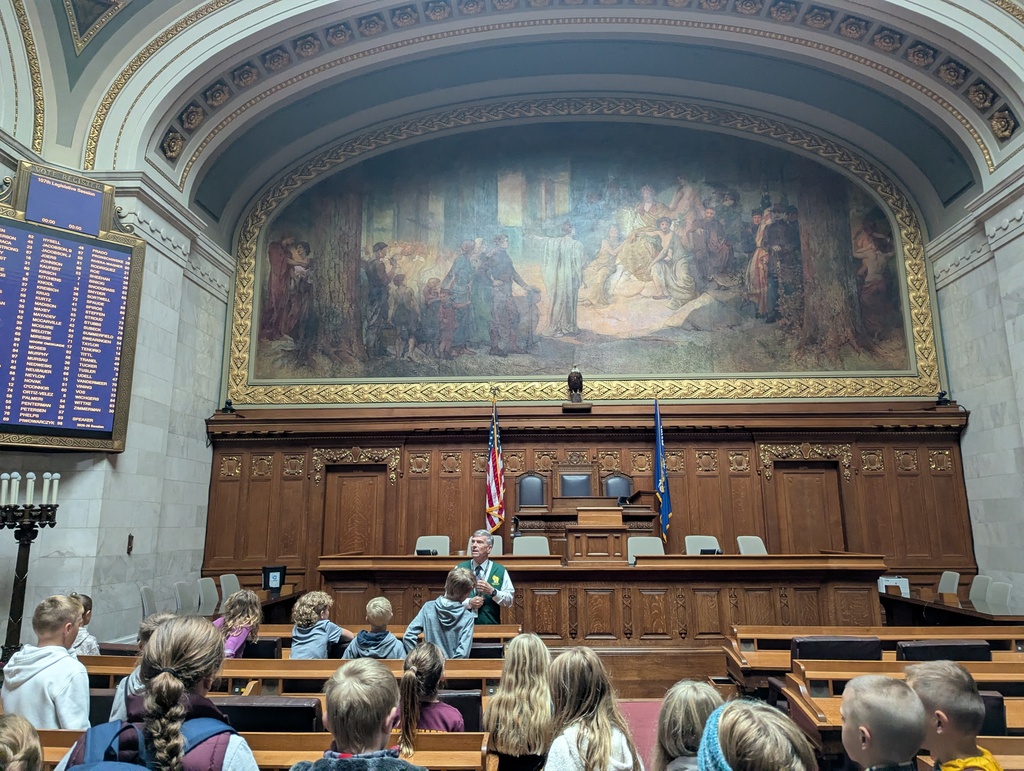 students learn about the capital and its special areas