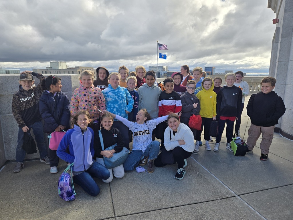students go to the capital lookout