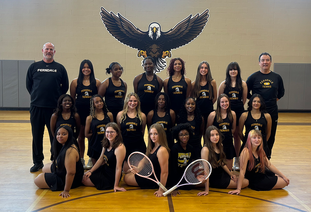 FHS tennis team finishes season