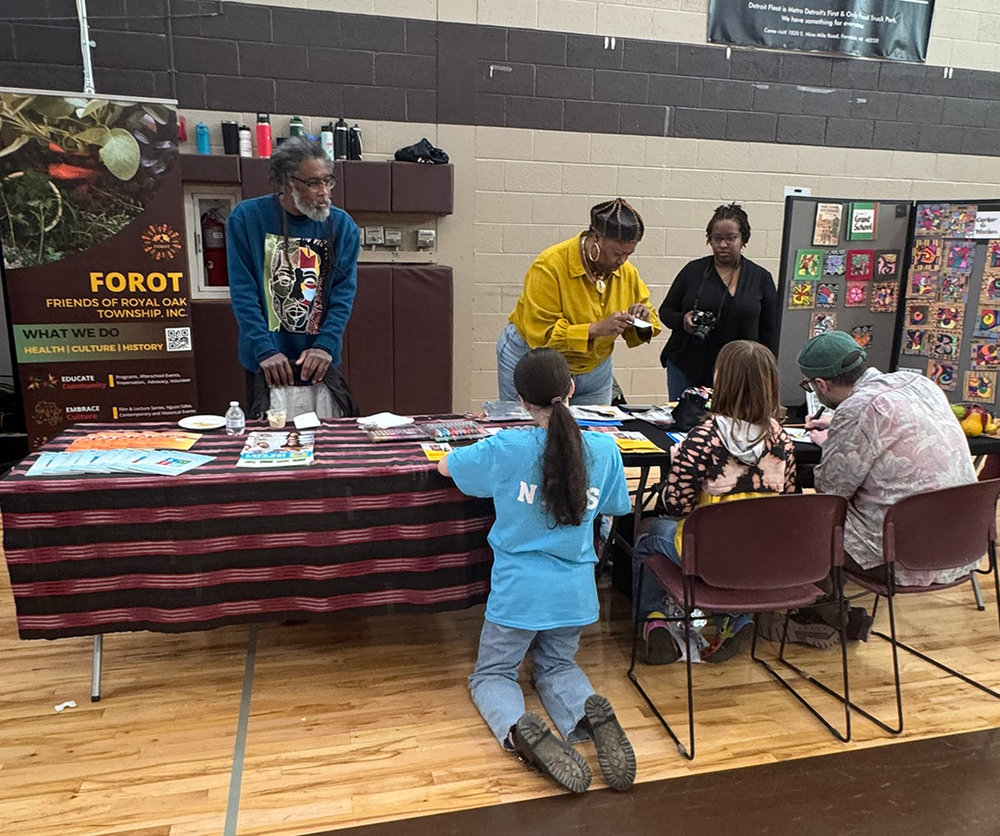 Friends of Royal Oak Township meet with community at Health and Wellness Fair