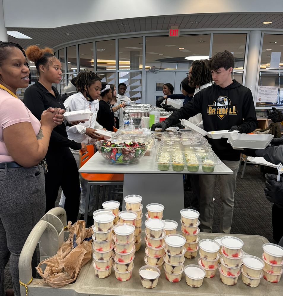 students enjoyed ice cream, cupcakes, and soul food from FHS Business Management Class
