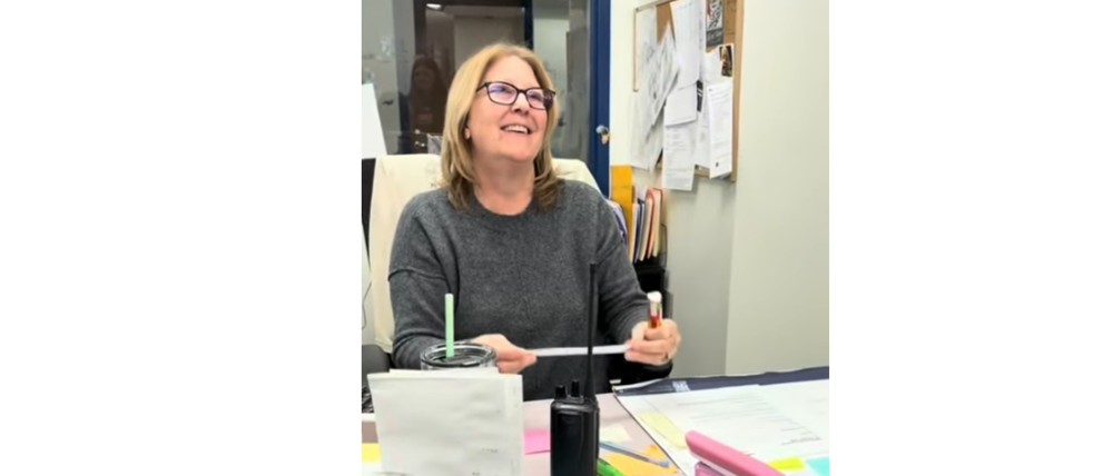 teachers receive notes of care from FHS students