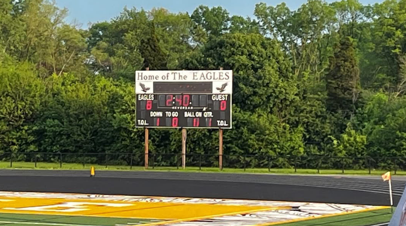 Soccer seniours win a decisive victory