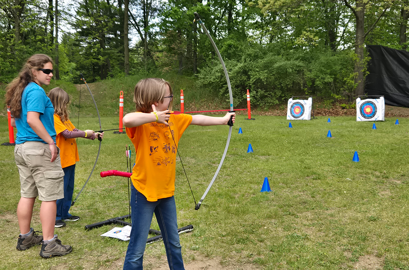 Ferndale students practice archery at outdoor school
