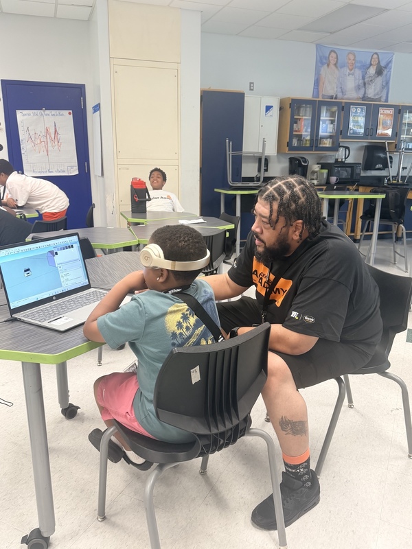 Ferndale Middle School Geek Squad Academy