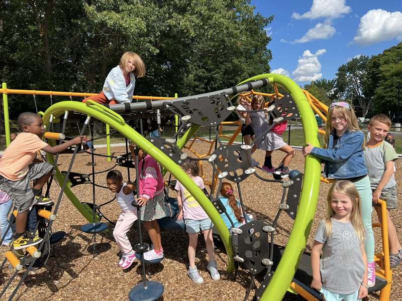 kids play at recess
